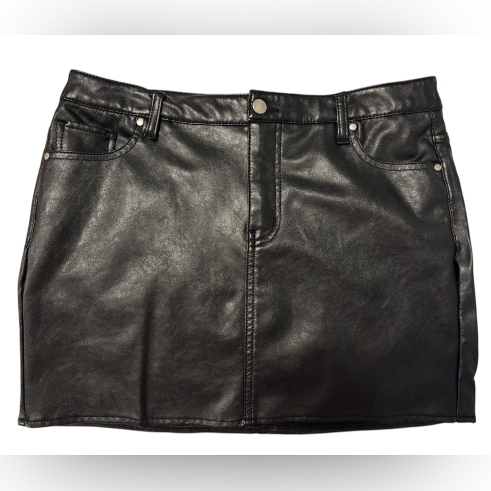 MATERIAL GIRL BLACK LEATHER SKIRT